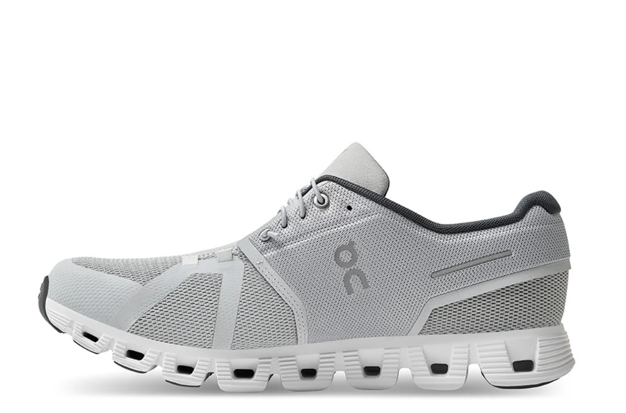 On Cloud 5 in Glacier | White