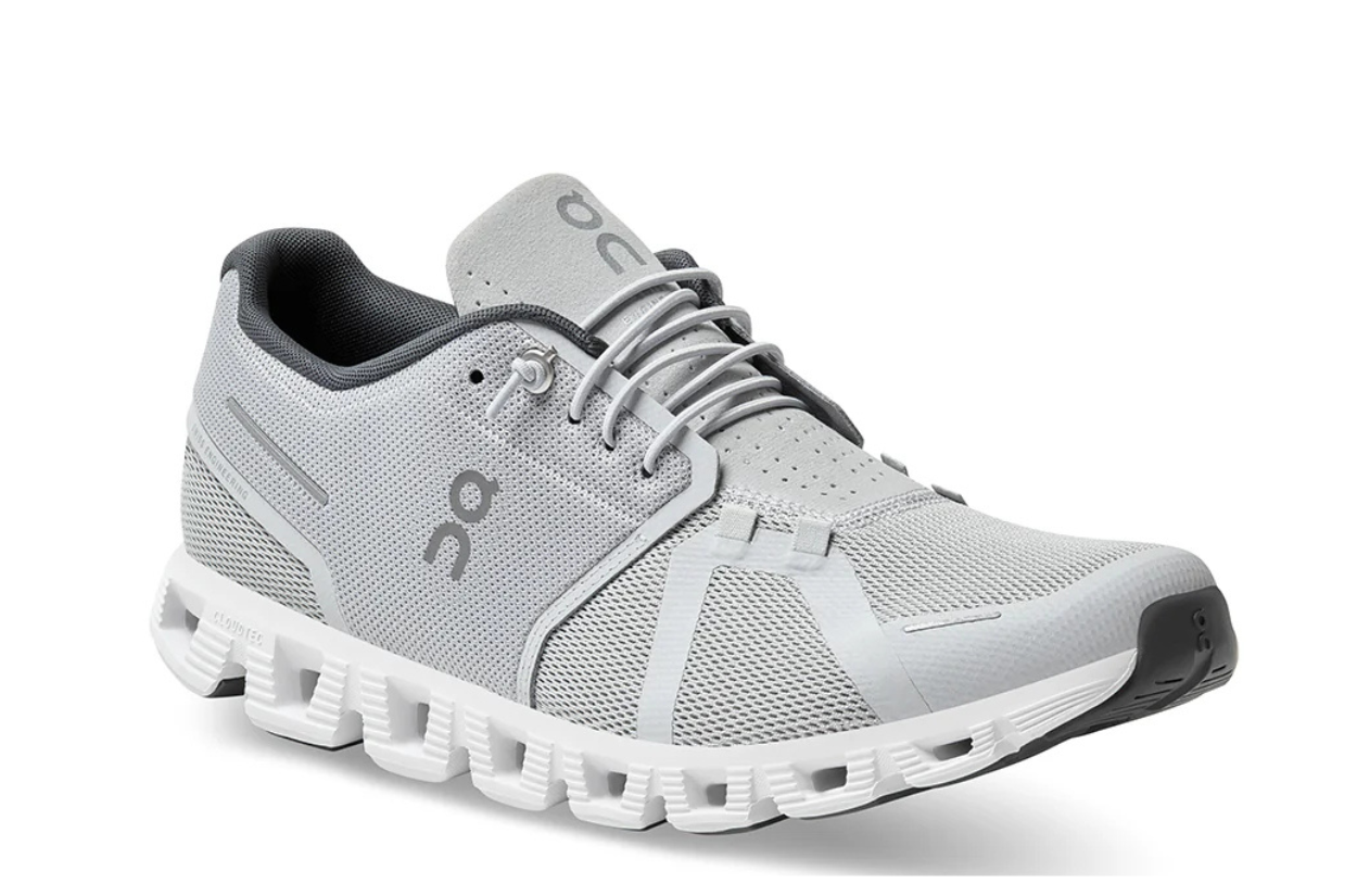 On Cloud 5 in Glacier | White