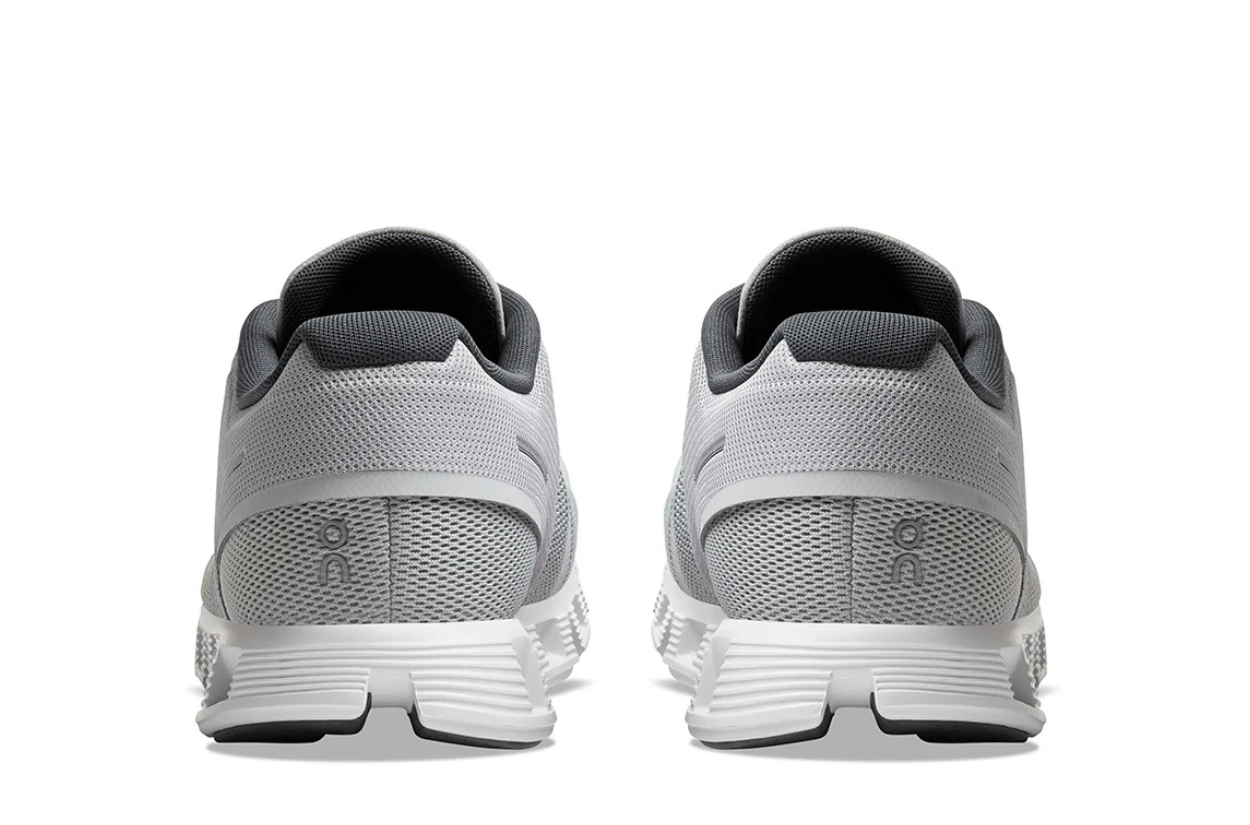 On Cloud 5 in Glacier | White