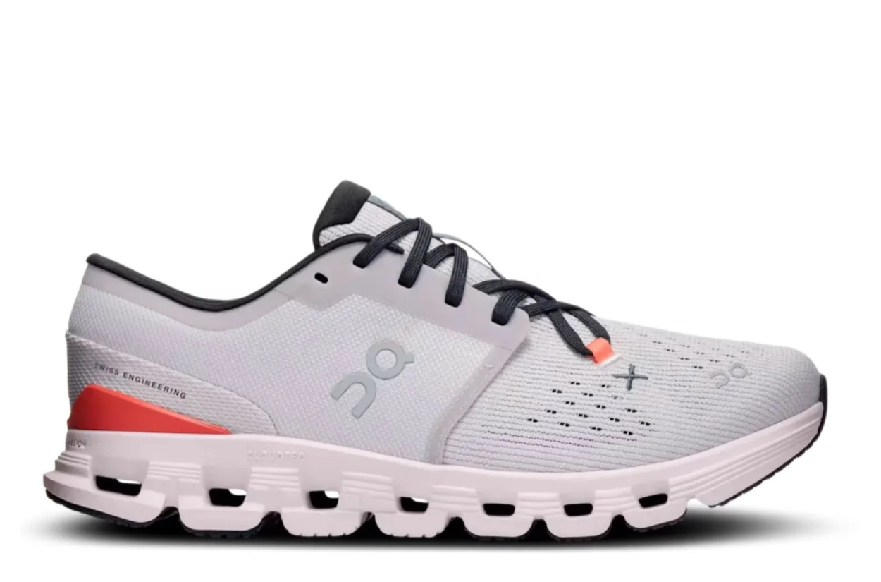 On Cloud X 4 Silver/Flame Edition