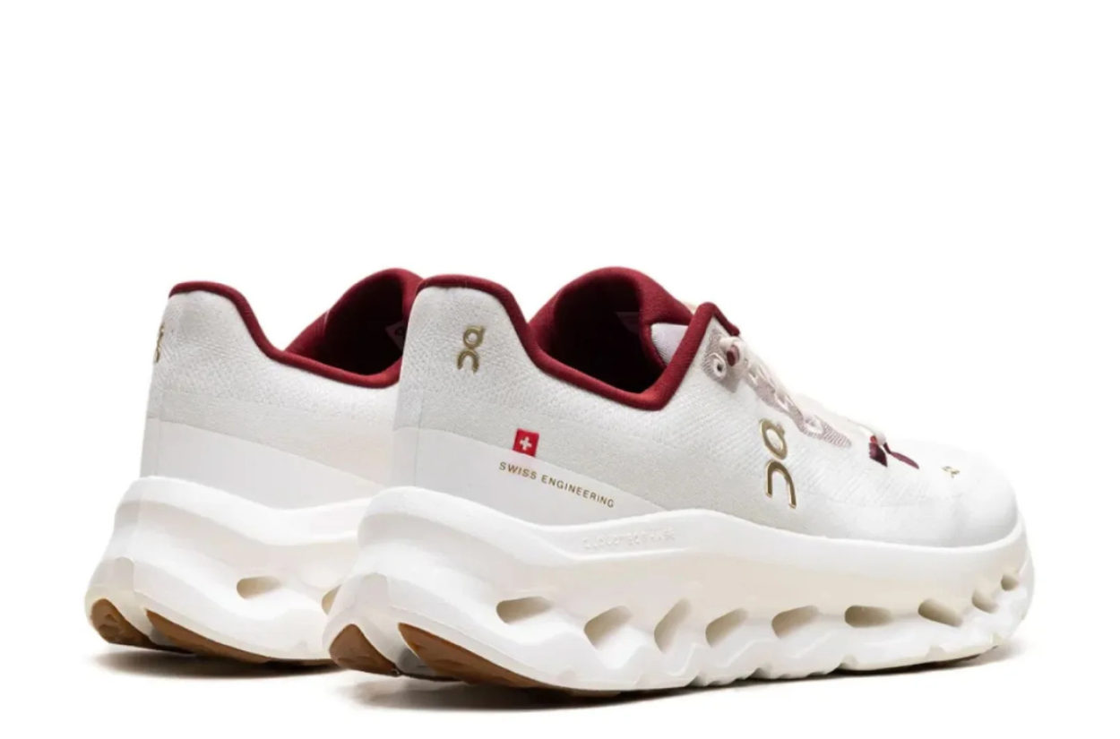 On Cloudtilt in Pearl Ivory Colorway