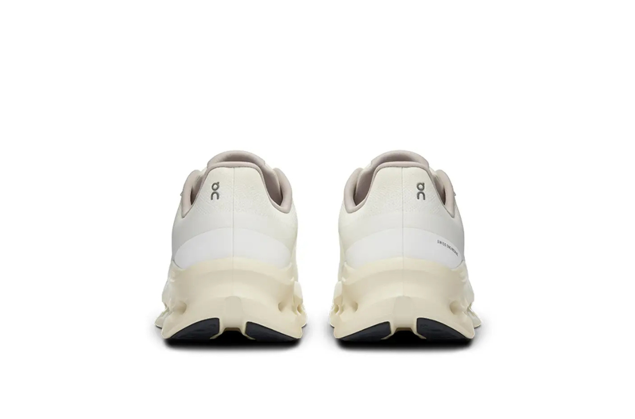 On Cloudtilt – Sand Cream White Edition