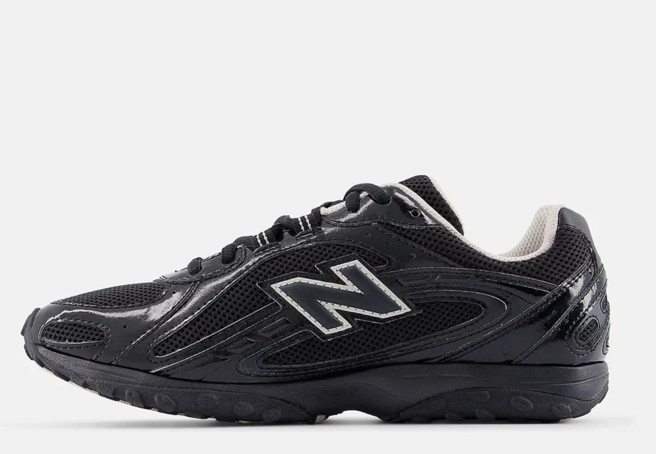New Balance 204L Black Timberwolf Colorway