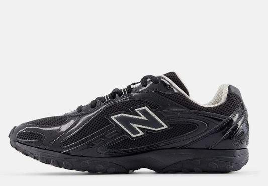 New Balance 204L Black Timberwolf Colorway