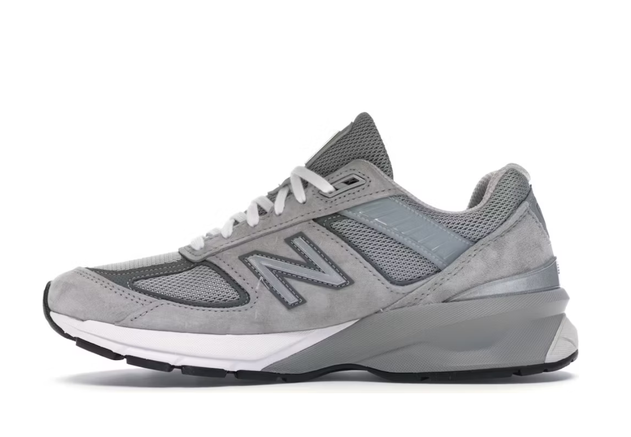New Balance 990v5 in Grey