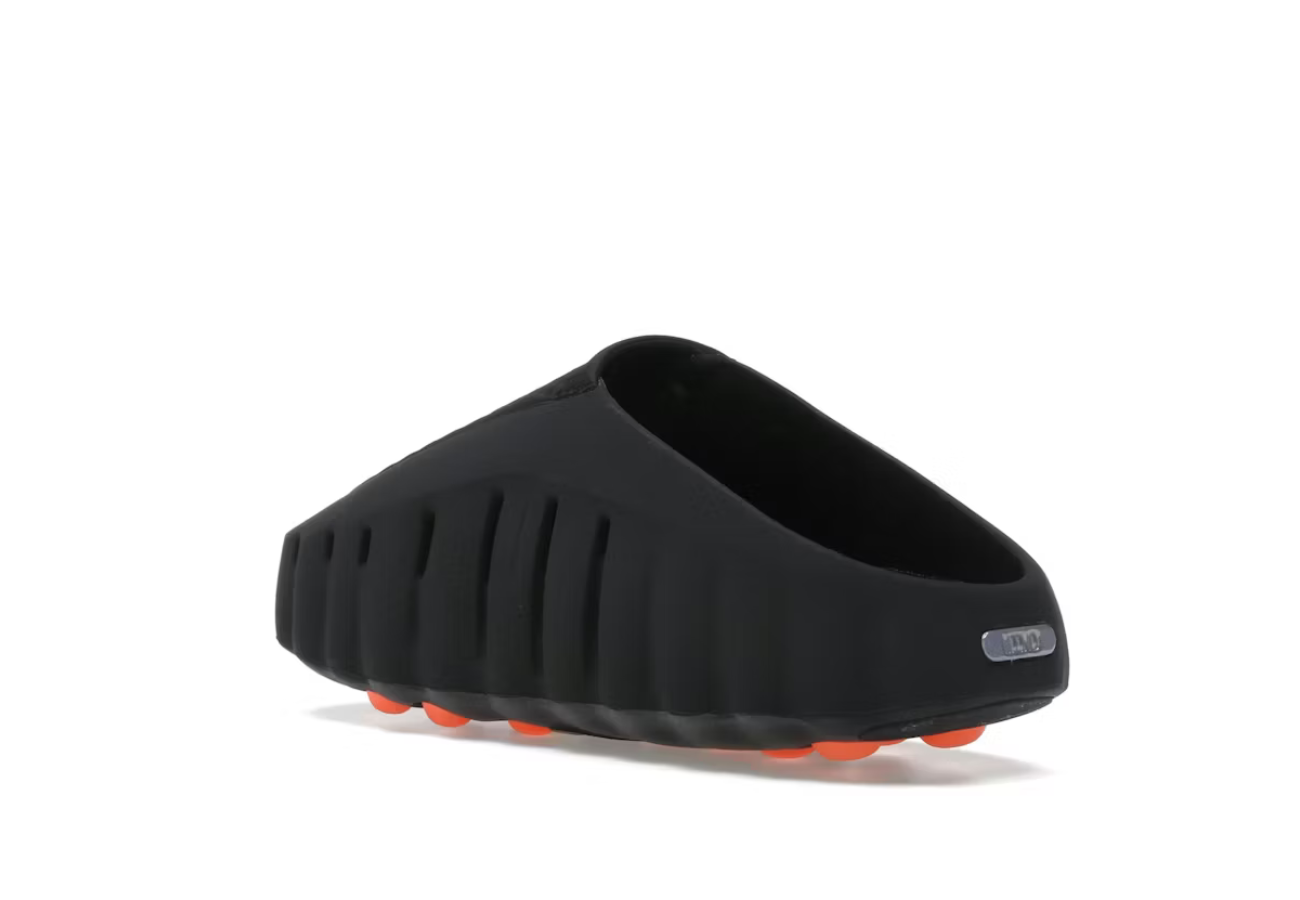 Nike Mind 001 Slide in Black