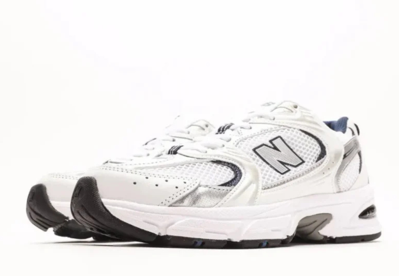 New Balance 530 – White/Silver/Navy