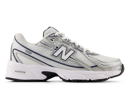 New Balance 740 in Navy White