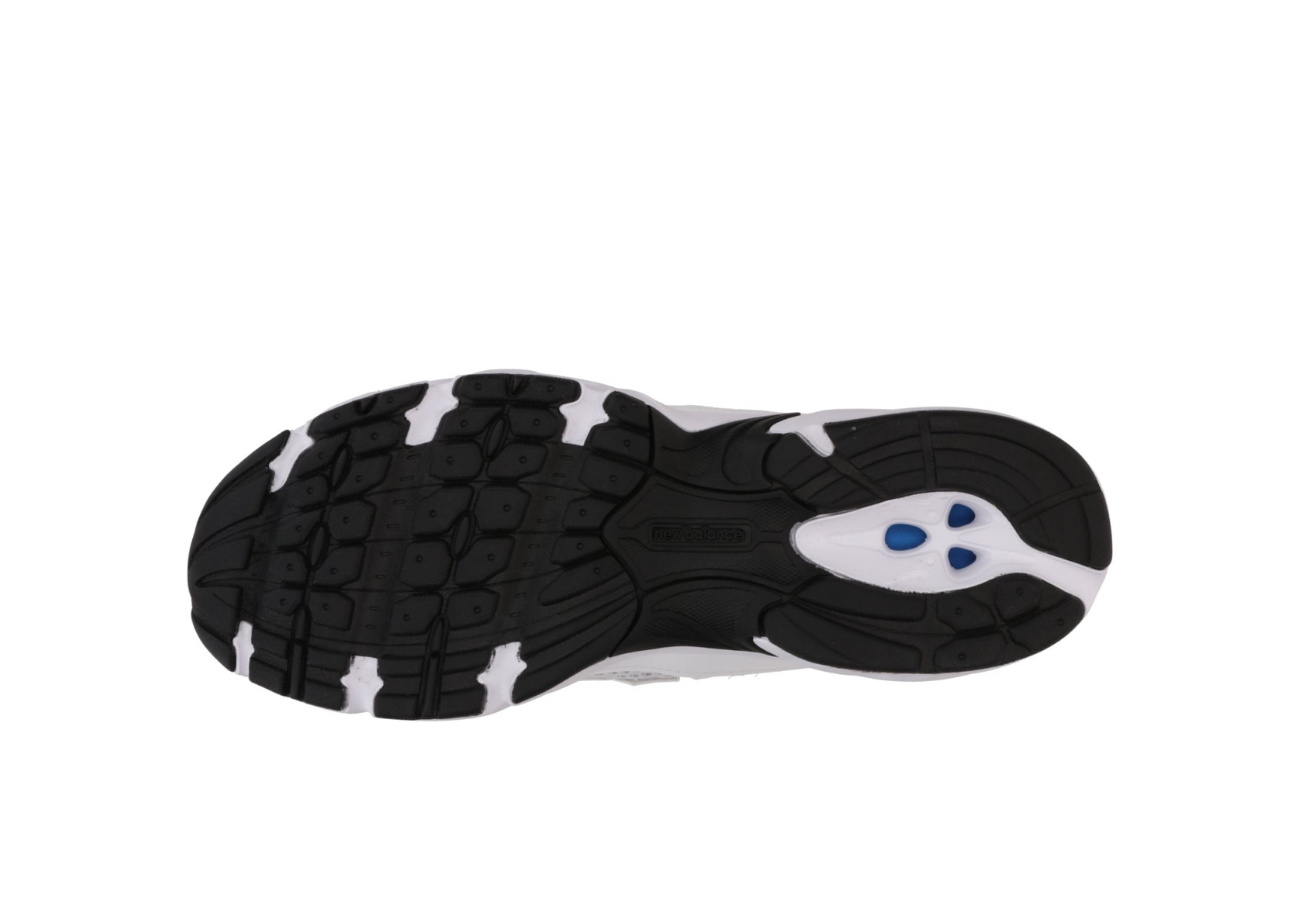 New Balance 740 in Triple White